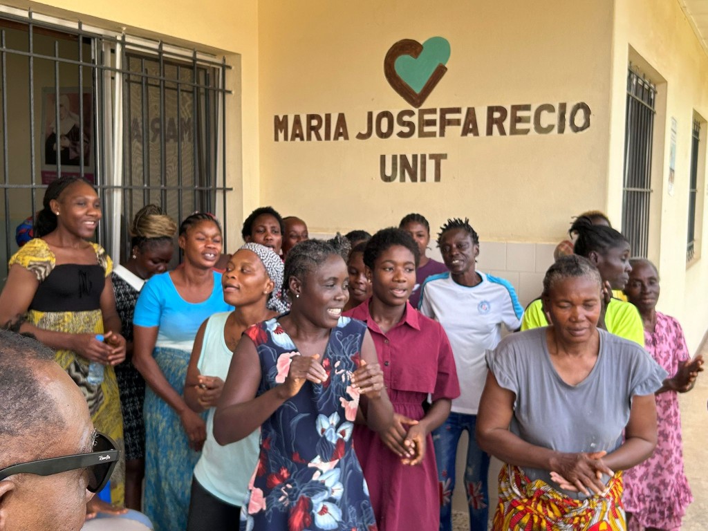 Women gathered at the Maria Josefa Recio Mental Health Unit during the Canonical Visit in Monrovia, Liberia.
